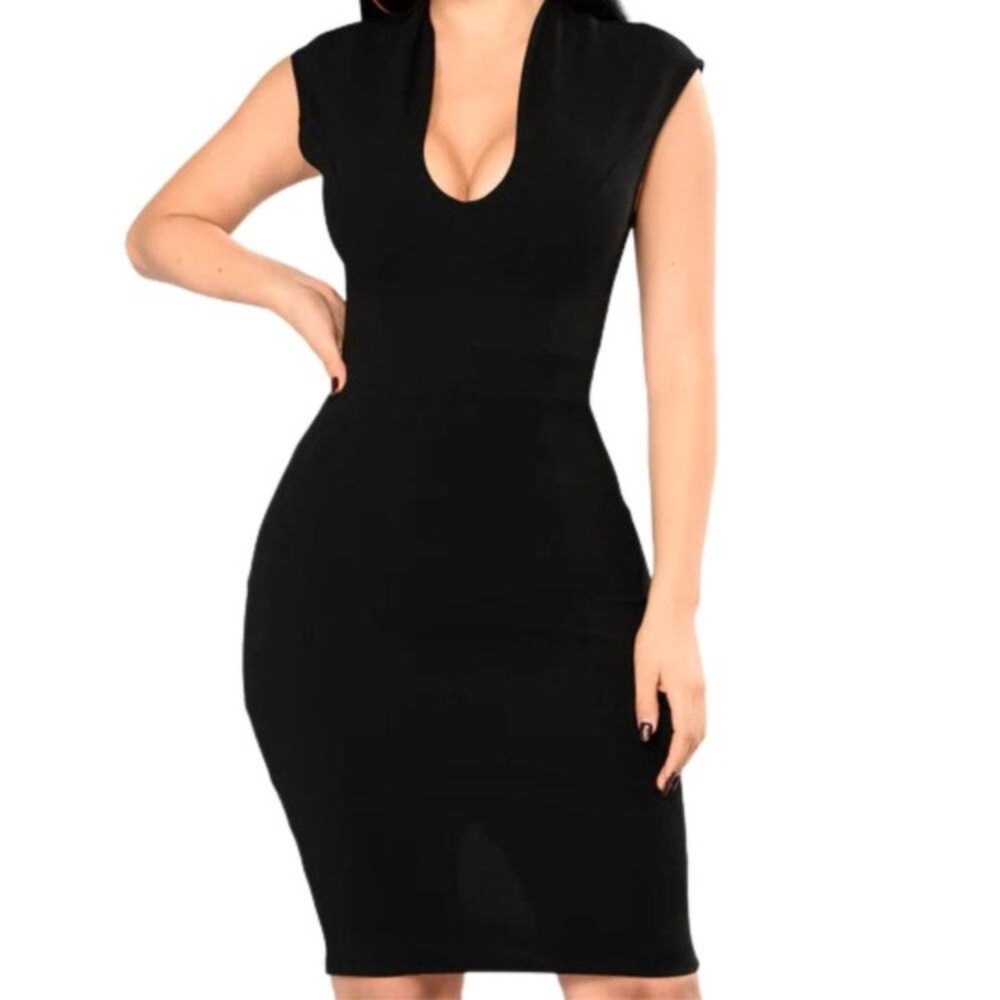 NWT💞 - RollaCoaster Black Bodycon Dress Size Large